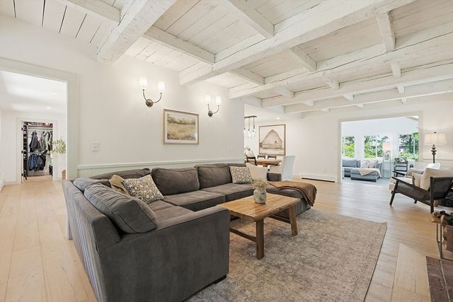 8 Quail Run Rd., Norfolk, MA 02056