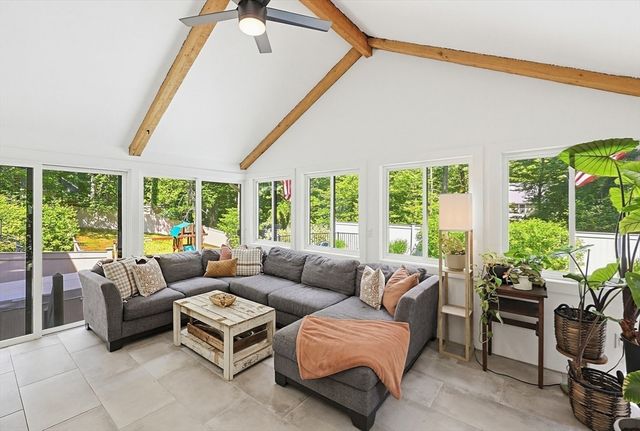 8 Quail Run Rd., Norfolk, MA 02056