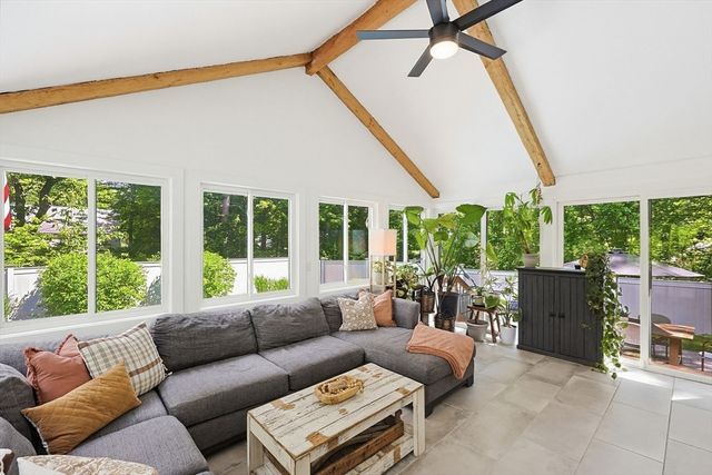 8 Quail Run Rd., Norfolk, MA 02056