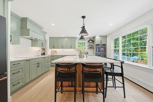 8 Quail Run Rd., Norfolk, MA 02056