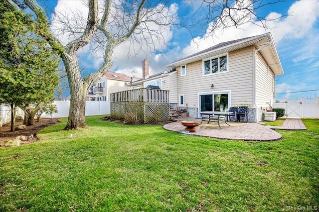 821 Channel Road House, Lido Beach, NY 11561