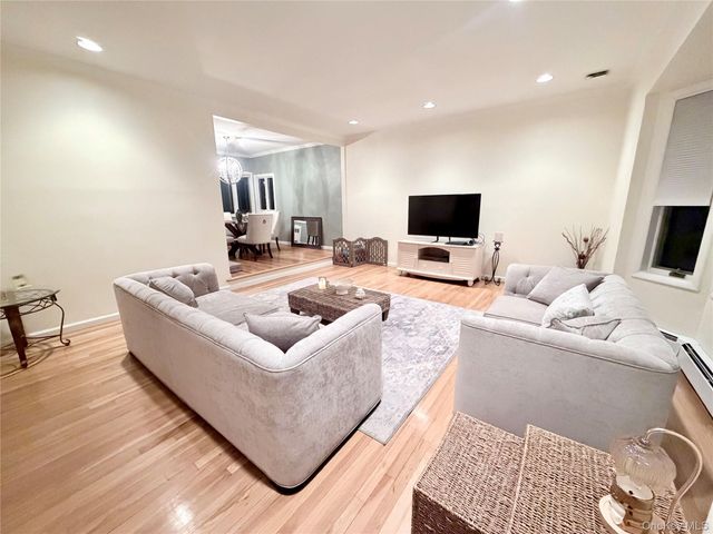 821 Channel Road House, Lido Beach, NY 11561