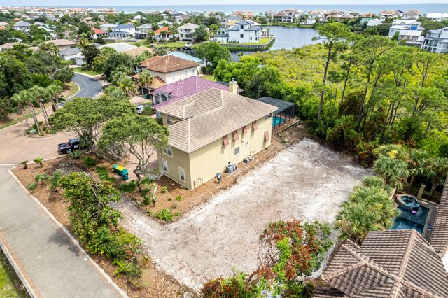 4600 Paradise Isle, Destin, FL 32541