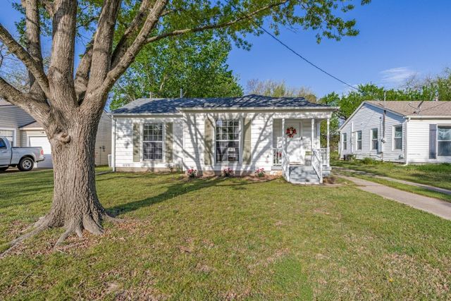 1032 N Lockhart Street, Sherman, TX 75092