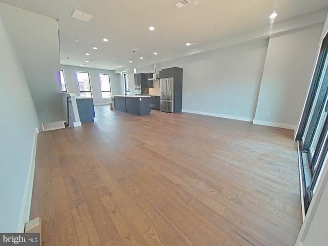 3143 W MONTGOMERY AVE, Philadelphia, PA 19121