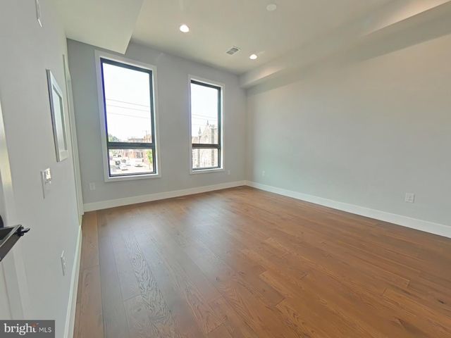 3143 W MONTGOMERY AVE, Philadelphia, PA 19121