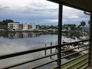 309 LAKE Circle 202, North Palm Beach, FL 33408