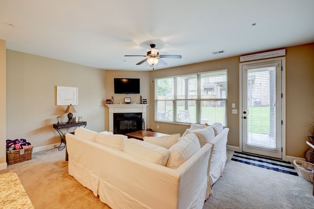 206 Bixby Private Ln, Hendersonville, TN 37075