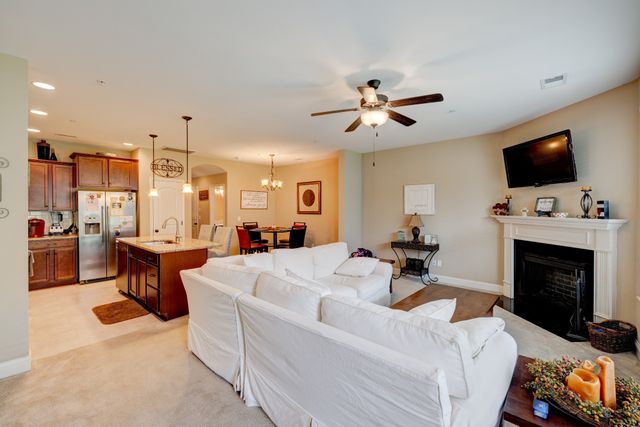 206 Bixby Private Ln, Hendersonville, TN 37075