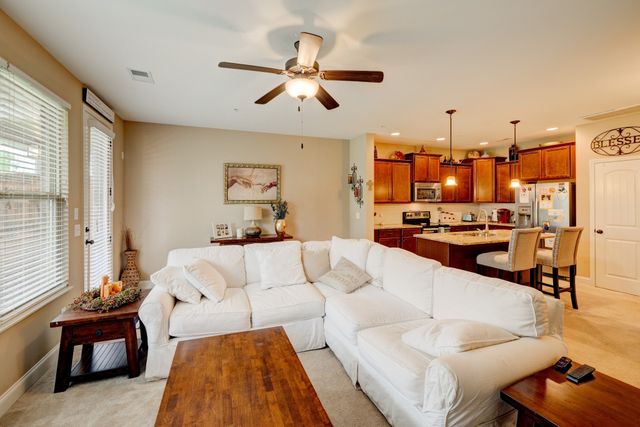 206 Bixby Private Ln, Hendersonville, TN 37075