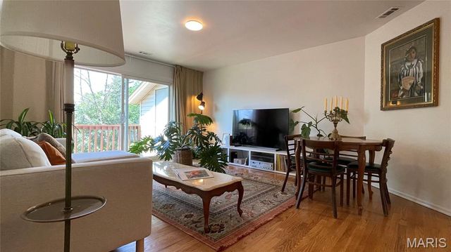 1005 Sugar Creek Court 7, St Peters, MO 63376