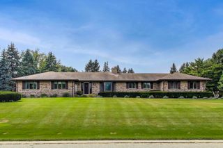 3 Jane Court, Hawthorn Woods, IL 60047