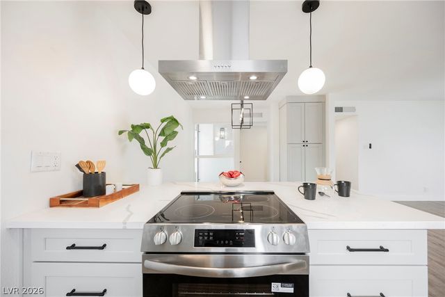 6416 Bristol Way, Las Vegas, NV 89107