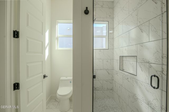 5660 RIO BONITO Circle, El Paso, TX 79932