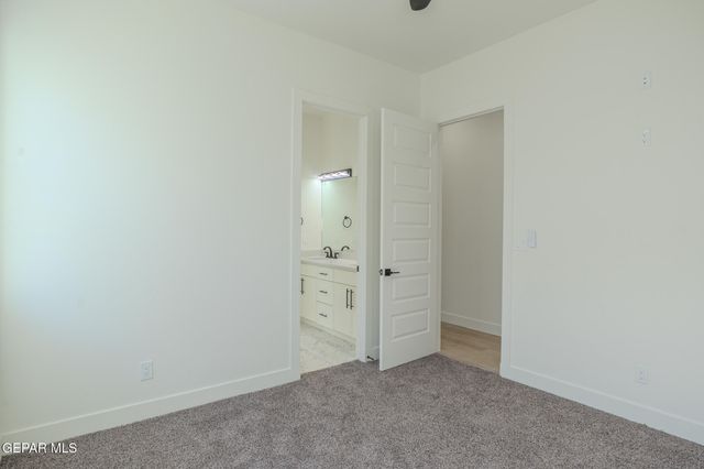 5660 RIO BONITO Circle, El Paso, TX 79932