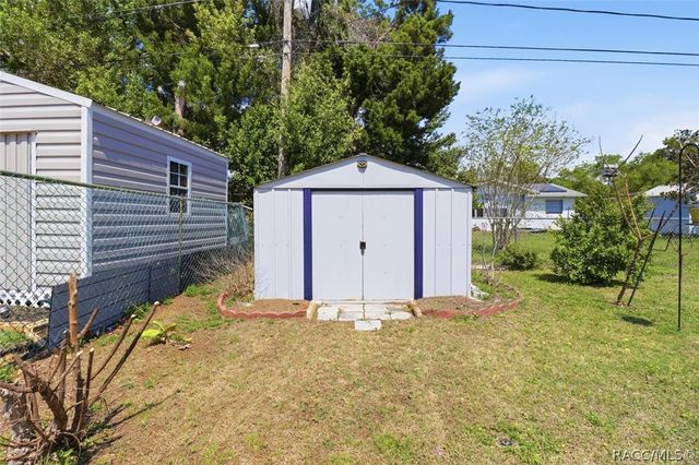 7 S J Kellner Boulevard, Beverly Hills, FL 34465