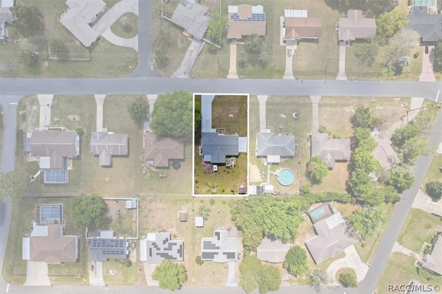 7 S J Kellner Boulevard, Beverly Hills, FL 34465