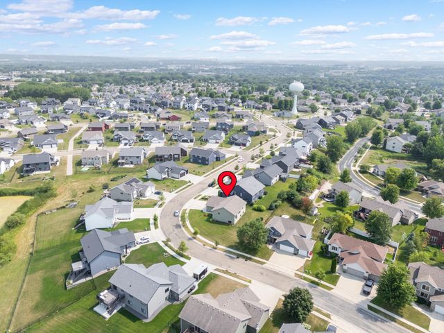 4300 Genevieve Place NW, Rochester, MN 55901