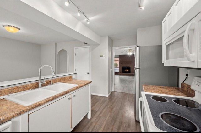 7736 Challie, Houston, TX 77088