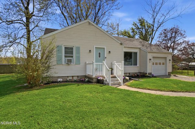 9113 Geiser Road, Holland, OH 43528