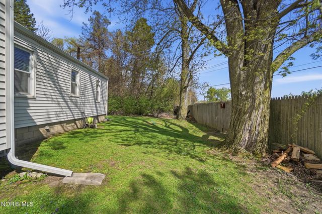 9113 Geiser Road, Holland, OH 43528