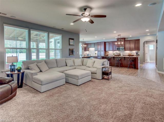 1111 Annie Olah CRES, Chesapeake, VA 23322