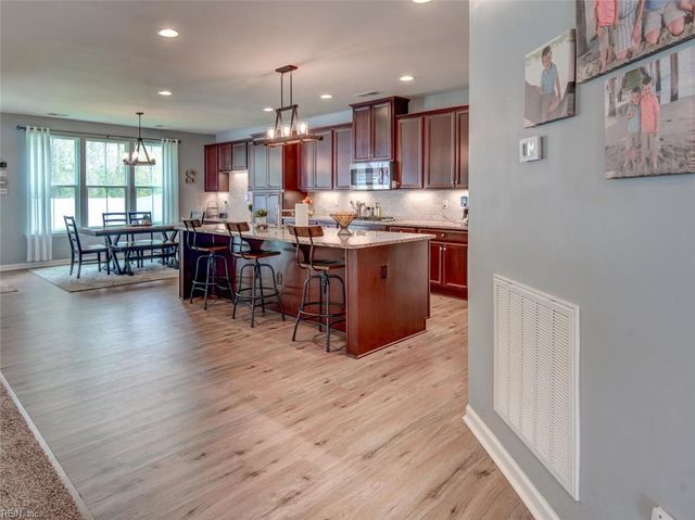 1111 Annie Olah CRES, Chesapeake, VA 23322