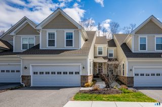 193 Ridgewood Drive 193, Middlebury, CT 06762