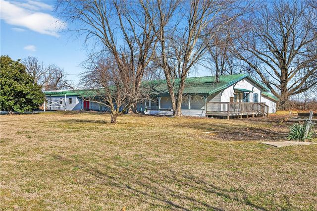 17374 Heavy Chevy Road, Siloam Springs, AR 72761