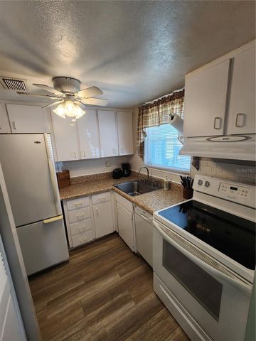 5842 WELCOME ROAD J2, Bradenton, FL 34207