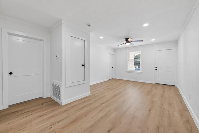 2202 Hutchins Street B, Houston, TX 77003