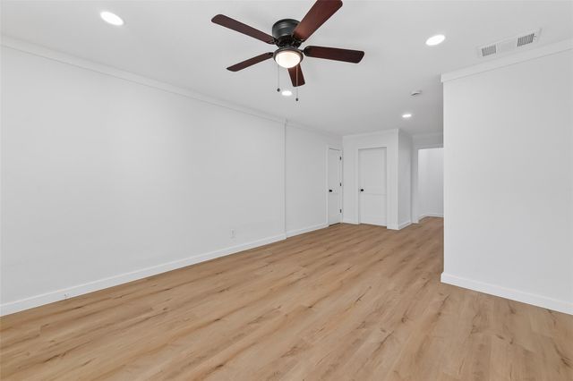 2202 Hutchins Street B, Houston, TX 77003