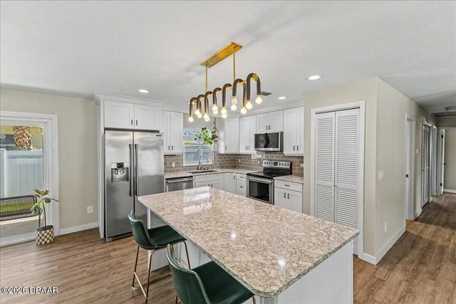 133 Parkwood Lane, Edgewater, FL 32132