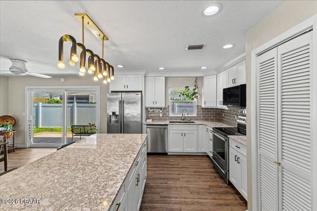 133 Parkwood Lane, Edgewater, FL 32132
