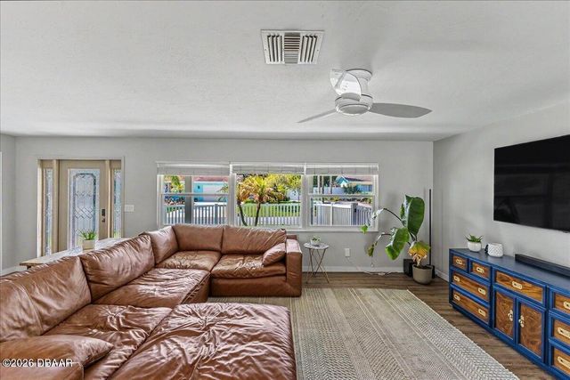 133 Parkwood Lane, Edgewater, FL 32132