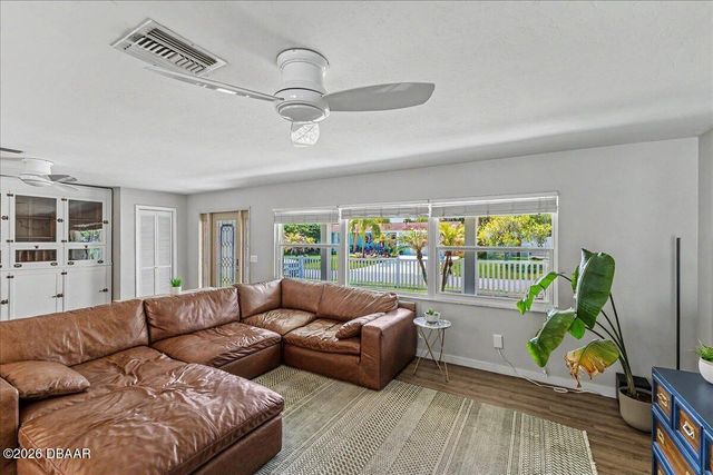 133 Parkwood Lane, Edgewater, FL 32132