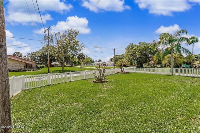 133 Parkwood Lane, Edgewater, FL 32132