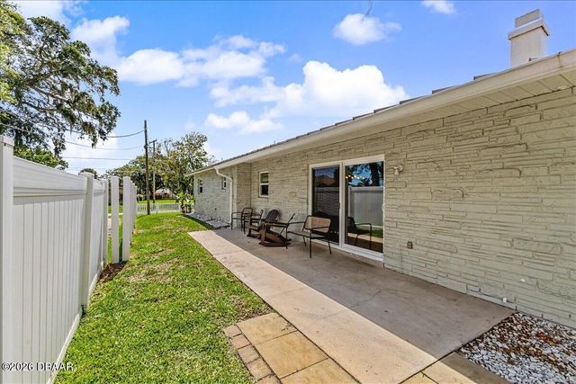 133 Parkwood Lane, Edgewater, FL 32132