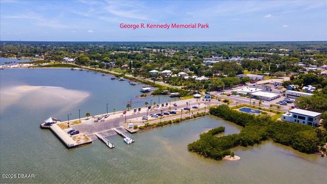 133 Parkwood Lane, Edgewater, FL 32132