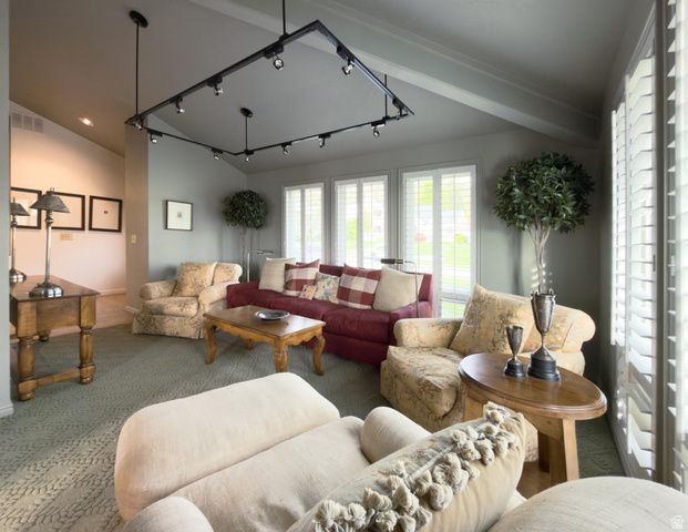 108 S BRIGGS DR, Bountiful, UT 84010