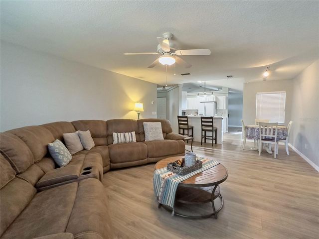 4 HIALEAH DRIVE, Ocala, FL 34482