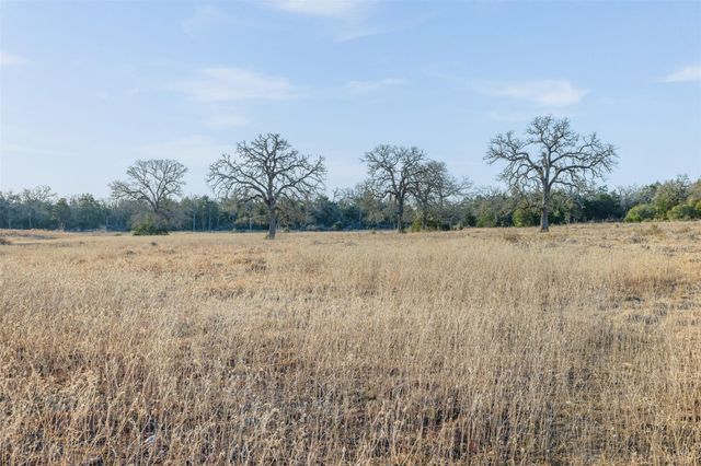 000 CR 332, Paige, TX 78659