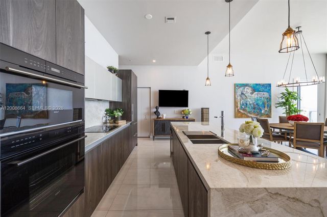 480 NE 31st St PH5303, Miami, FL 33137