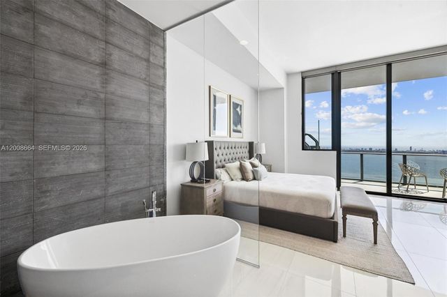 480 NE 31st St PH5303, Miami, FL 33137