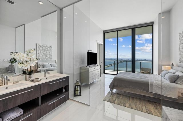 480 NE 31st St PH5303, Miami, FL 33137