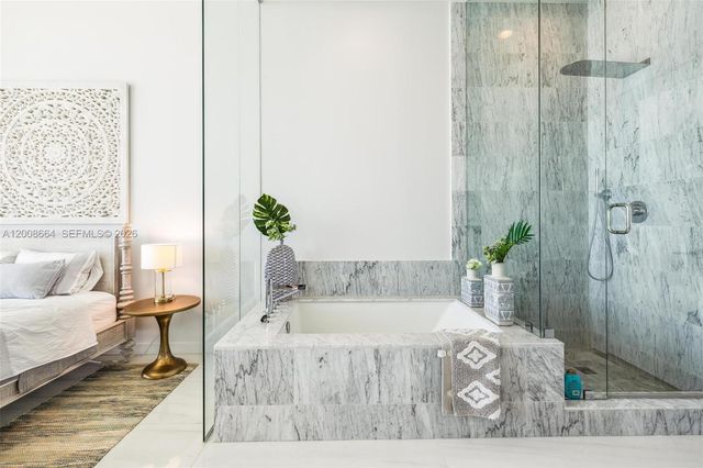 480 NE 31st St PH5303, Miami, FL 33137