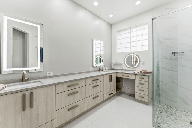 110 Andalusia Way, Palm Beach Gardens, FL 33418