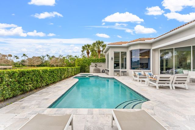 110 Andalusia Way, Palm Beach Gardens, FL 33418