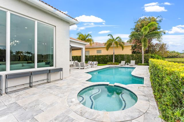 110 Andalusia Way, Palm Beach Gardens, FL 33418