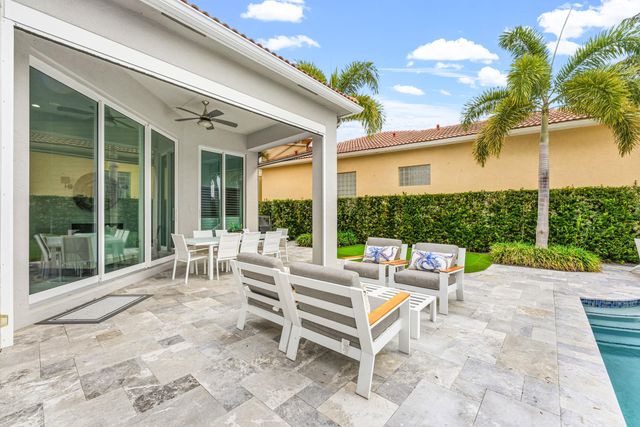 110 Andalusia Way, Palm Beach Gardens, FL 33418